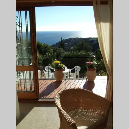 Kerstin Bruns-casa El Suizo Tossa de Mar